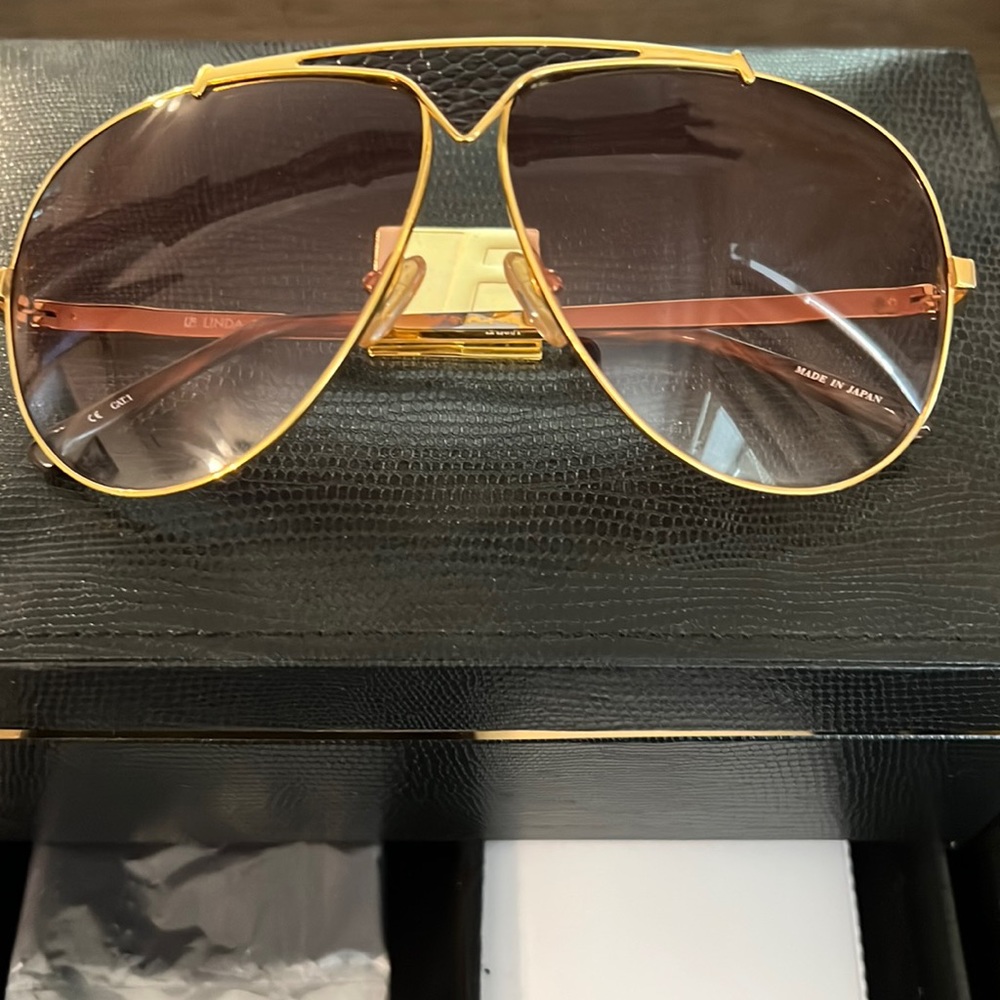 Authentic Linda Farrow Luxe python and gold sunglasses with box and accessories - Picture 2 of 12